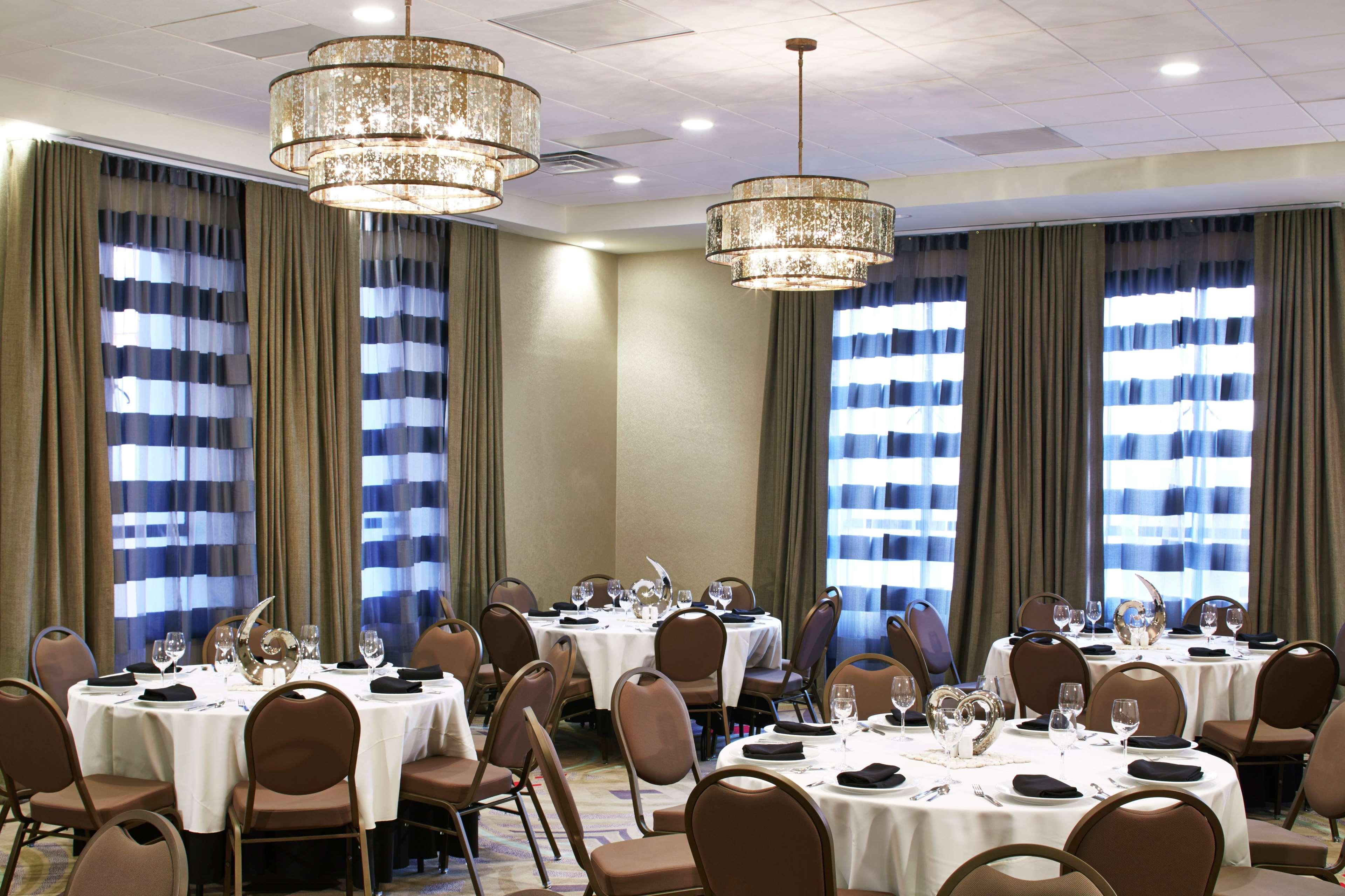 Hilton Garden Inn Phoenix Downtown Екстериор снимка
