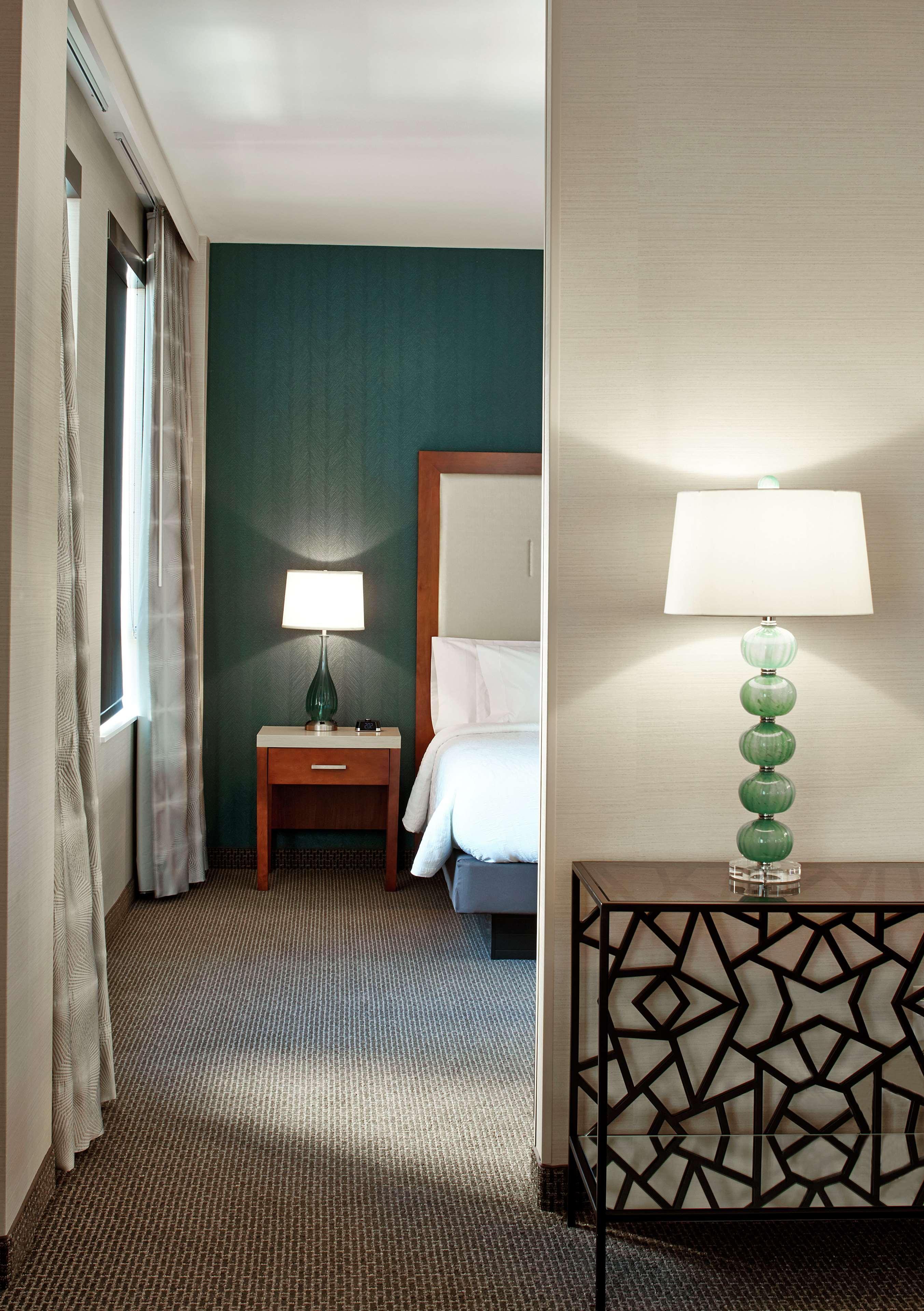 Hilton Garden Inn Phoenix Downtown Екстериор снимка