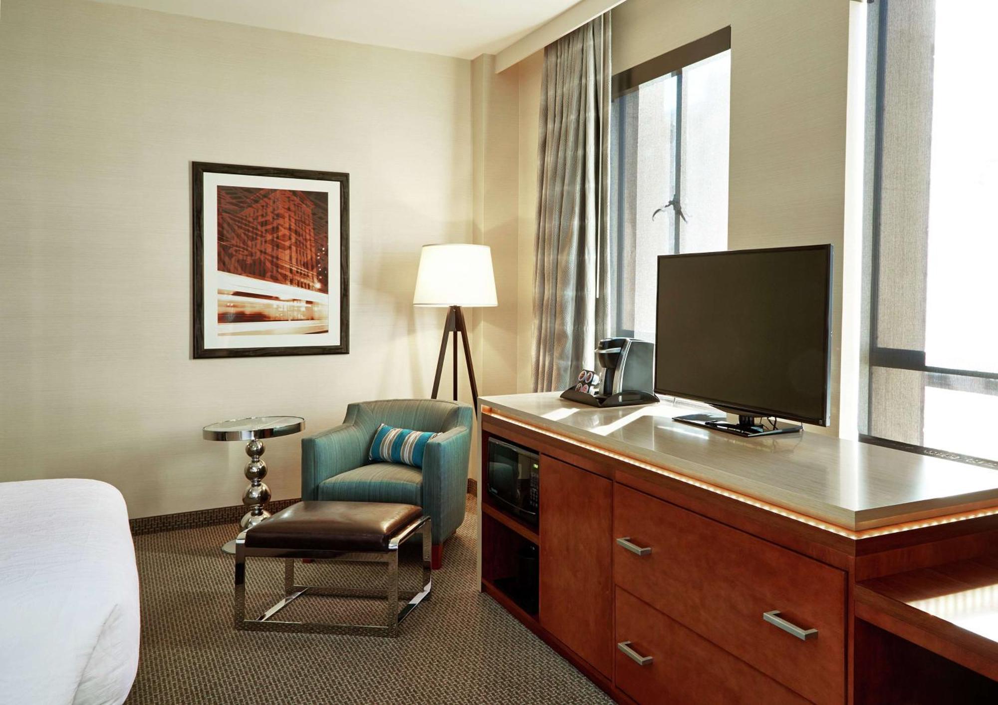 Hilton Garden Inn Phoenix Downtown Екстериор снимка